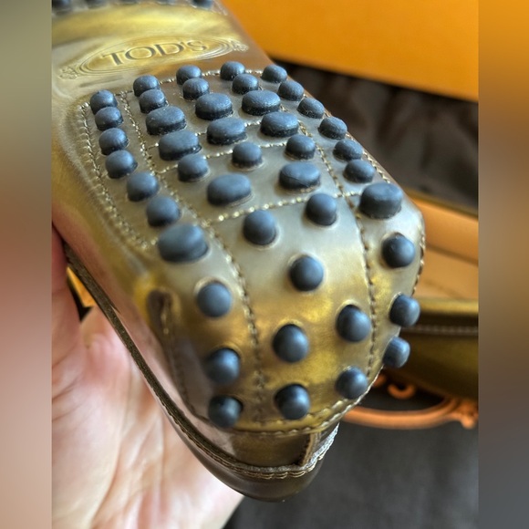 Tod’s Woman Metal Copper Loafers - Picture 5 of 10